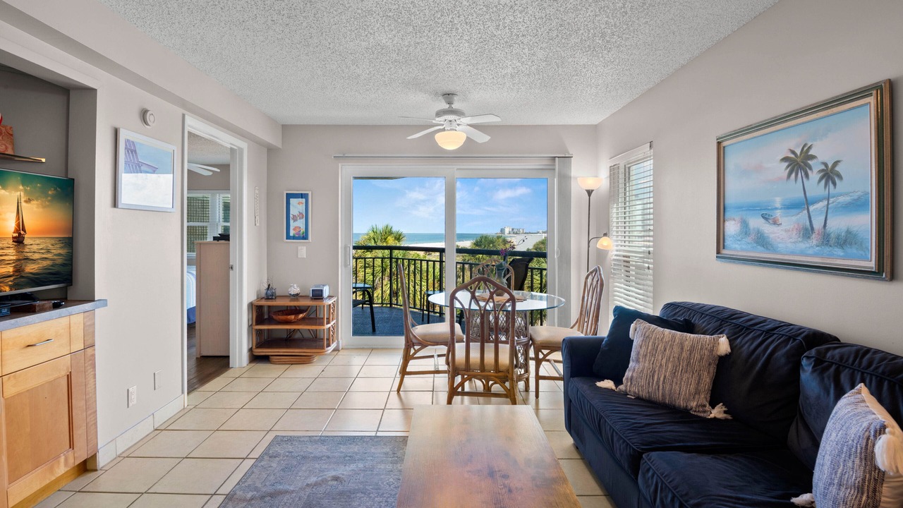 Photo of Livingroom in Belle Vista
