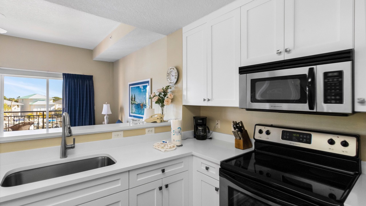 Photo of Kitchen in Madeira Beach