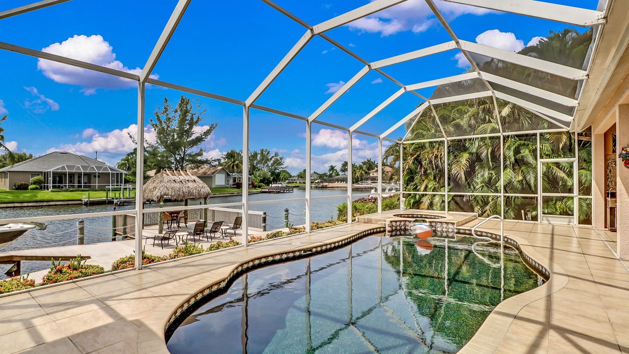 Photo of Outdoor in Pelican