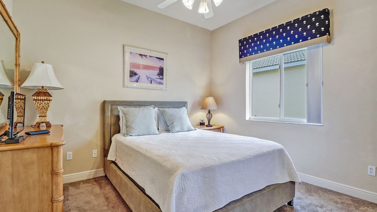 Photo of Bedroom in Pelican