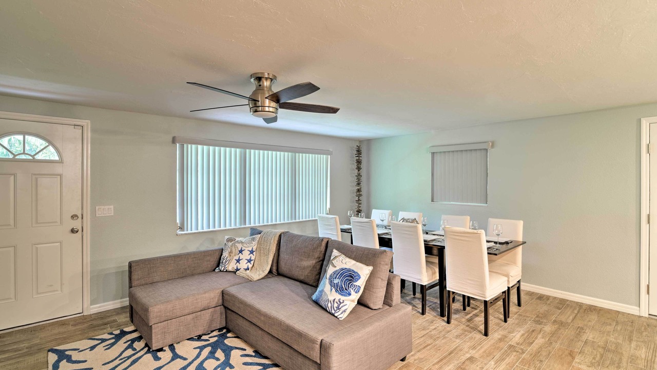 Photo of Bedroom in Yankeetown