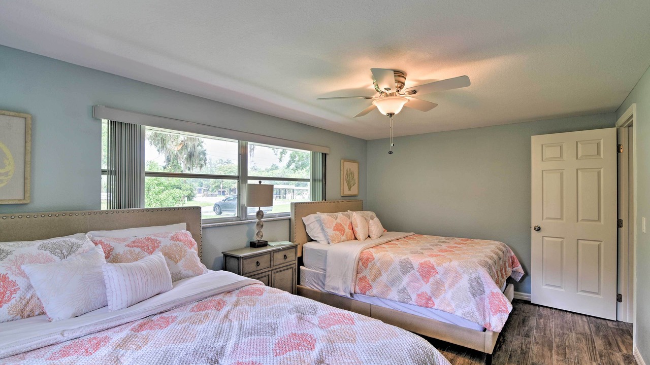 Photo of Bedroom in Yankeetown