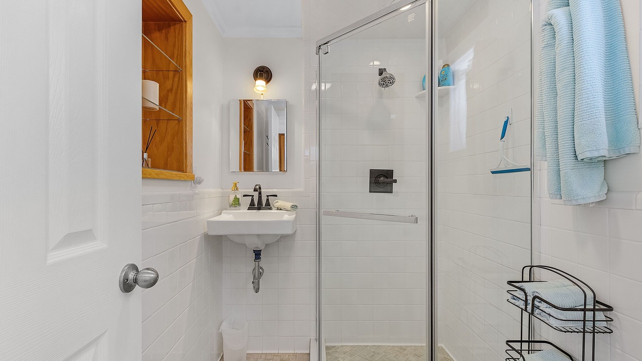 Photo of Bathroom in Naples Park