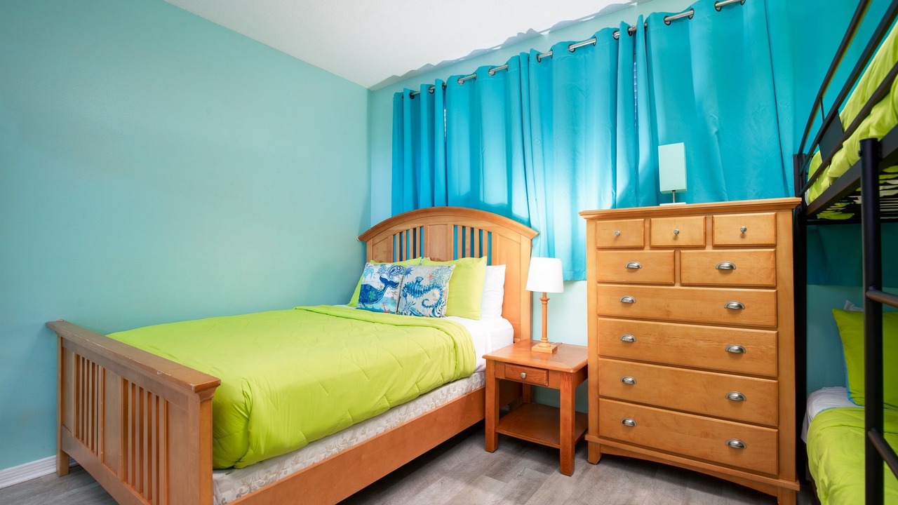 Photo of Bedroom in Navarre Beach
