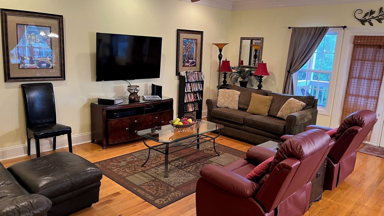 Photo of Livingroom in Garden City