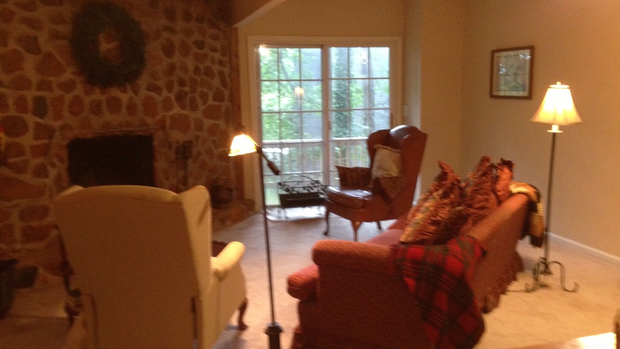 Photo of Livingroom in Pine Mountain