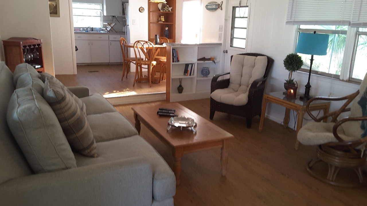 Photo of Livingroom in South Waterfront Park