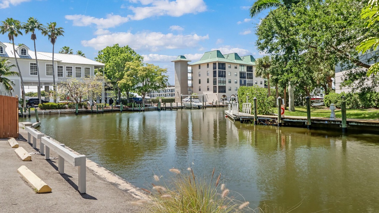 Photo of Outdoor in Vanderbilt Beach