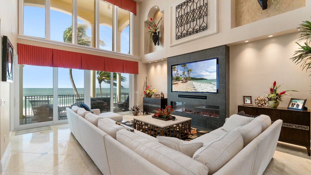 Photo of Livingroom in Bonita Springs