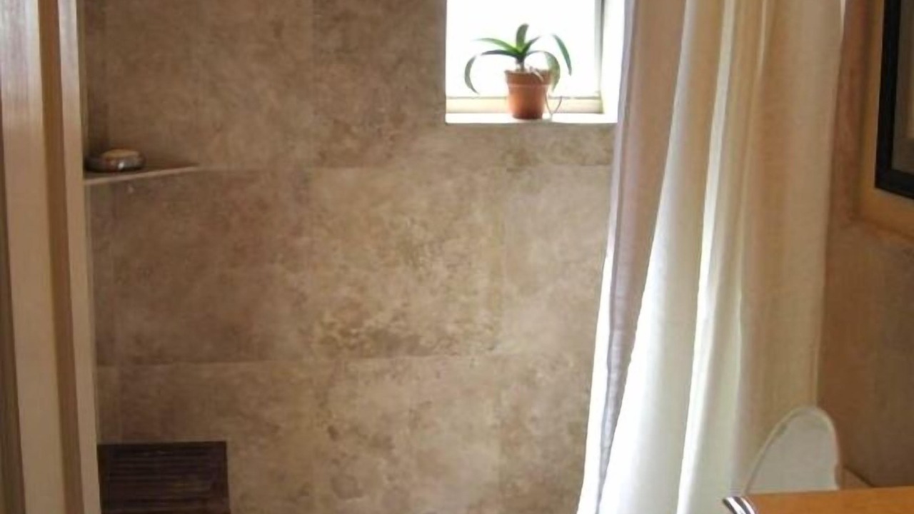 Photo of Bathroom in Hollywood