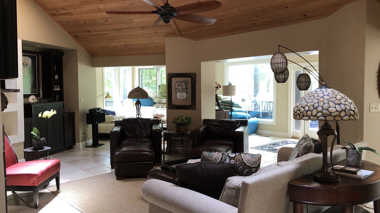 Photo of Livingroom in Greensboro