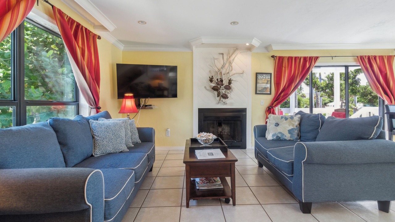 Photo of Livingroom in Captiva