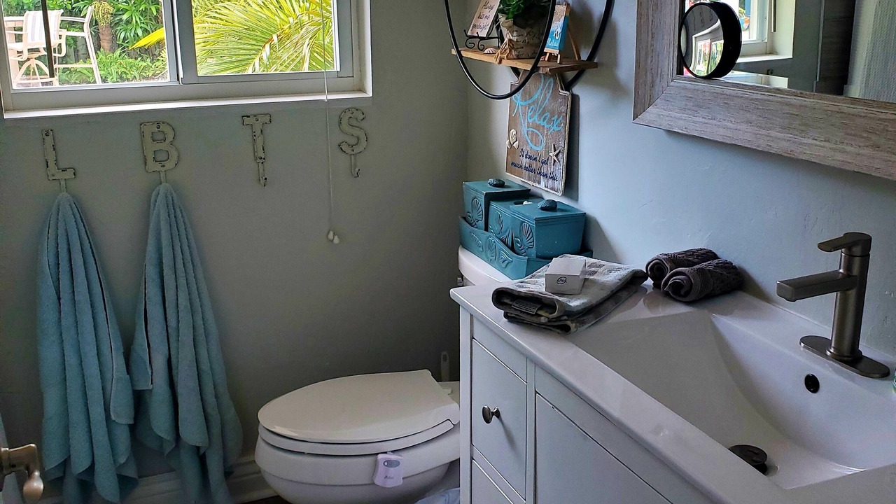Photo of Bathroom in Lauderdale-by-the-Sea