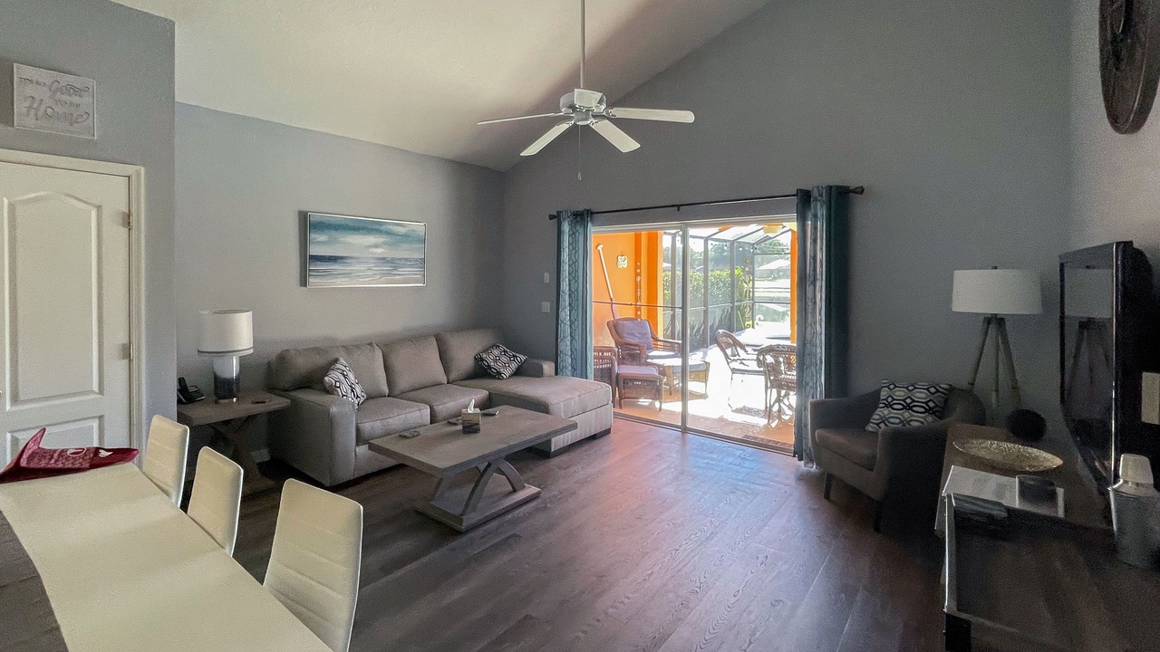 Photo of Livingroom in Silver Creek