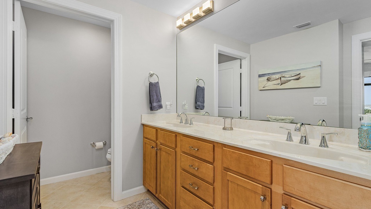 Photo of Bathroom in Cape Harbour