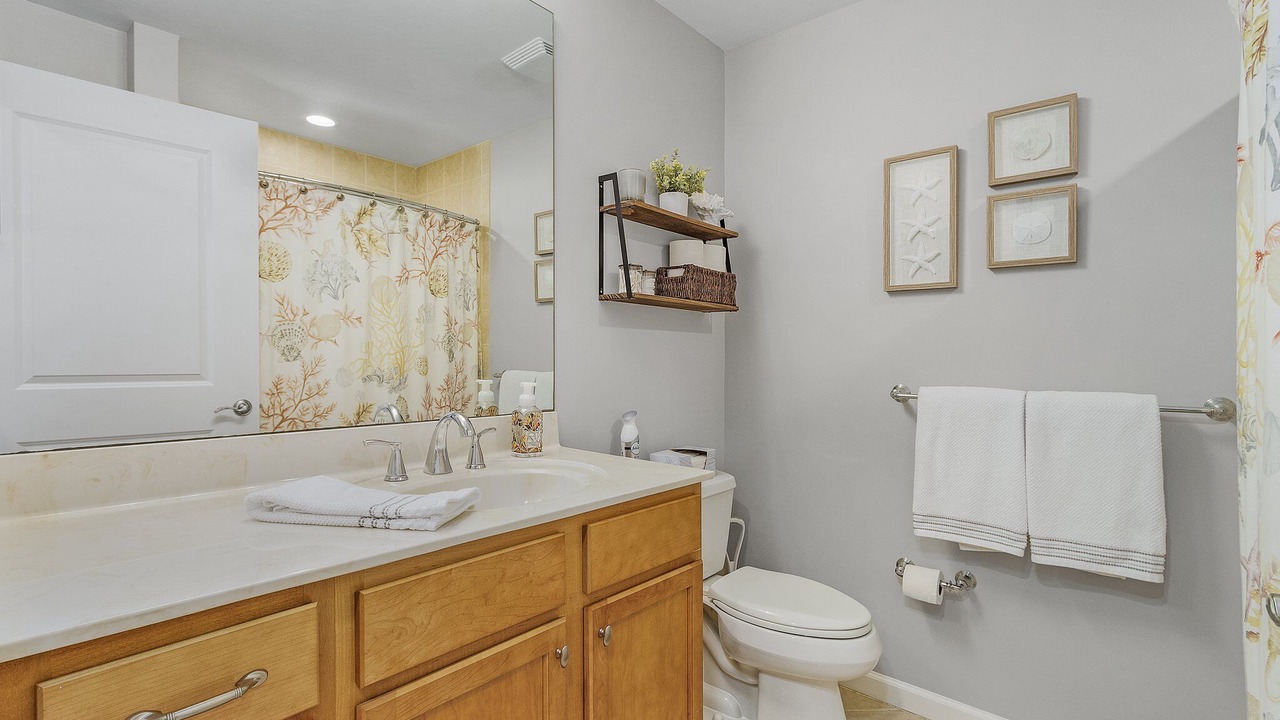 Photo of Bathroom in Cape Harbour