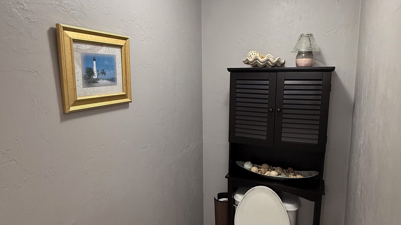 Photo of Bathroom in Suwannee