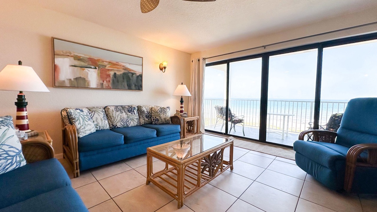 Photo of Livingroom in Cocoa Beach