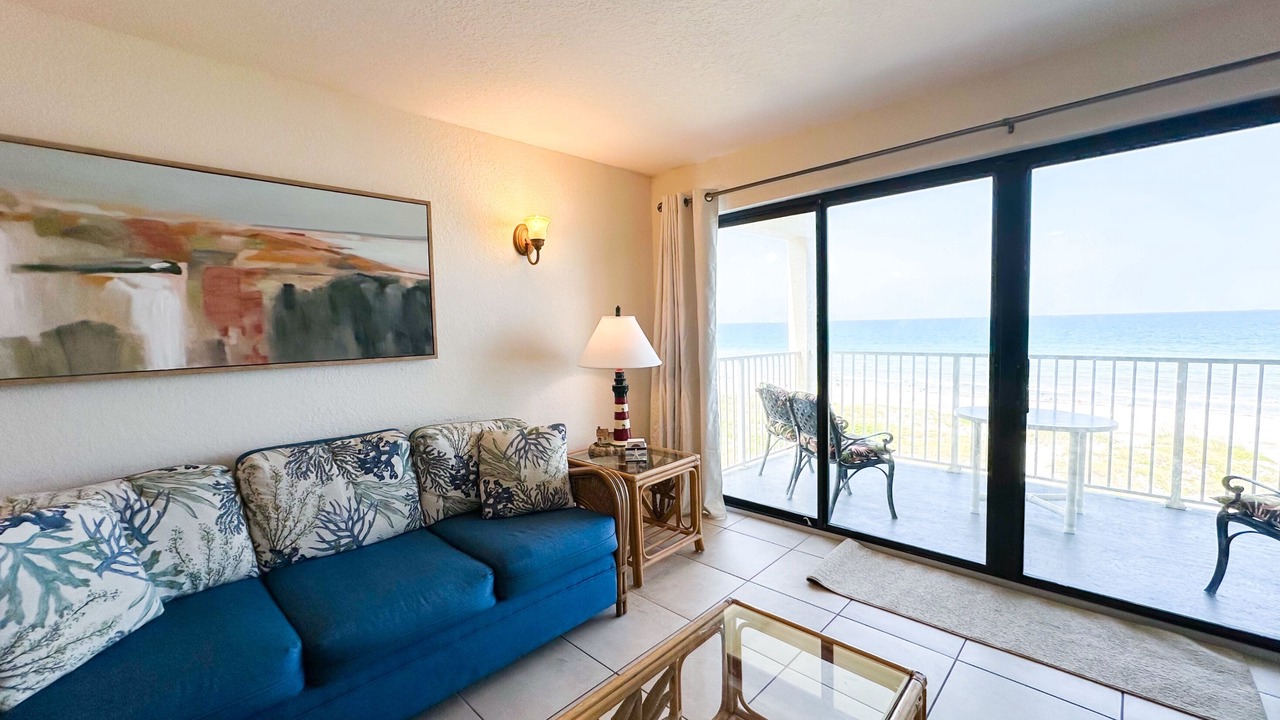 Photo of Livingroom in Cocoa Beach