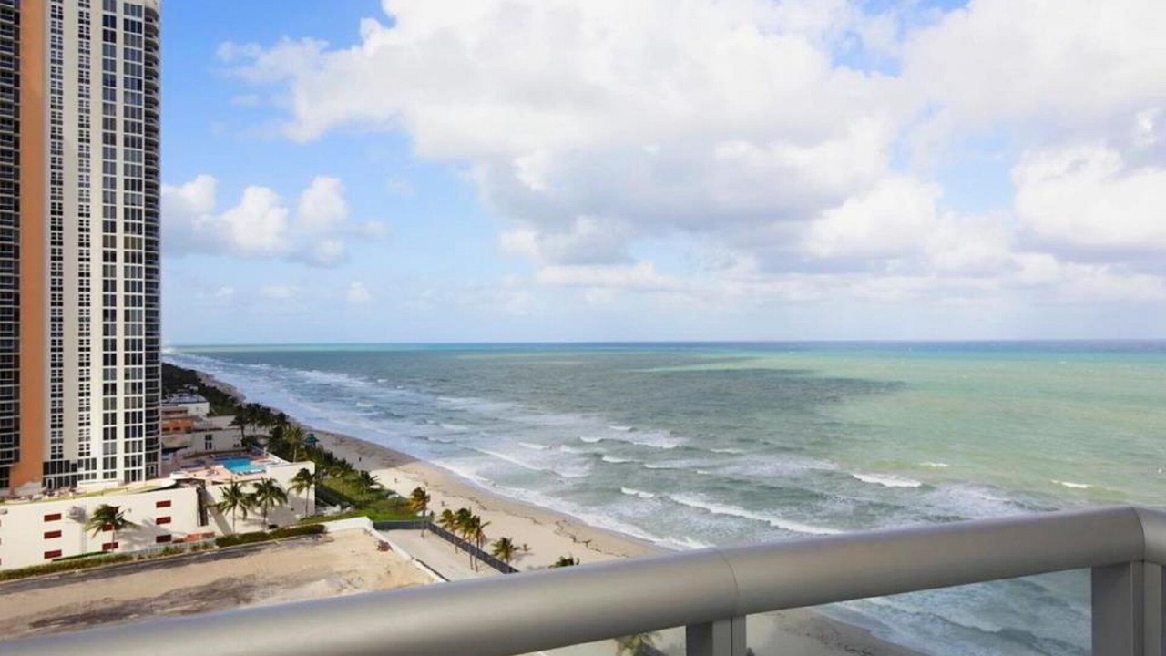 Photo of Outdoor in Sunny Isles Beach