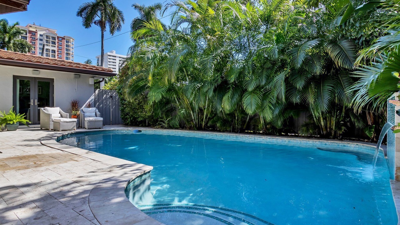 Photo of Outdoor in Dolphin Isles