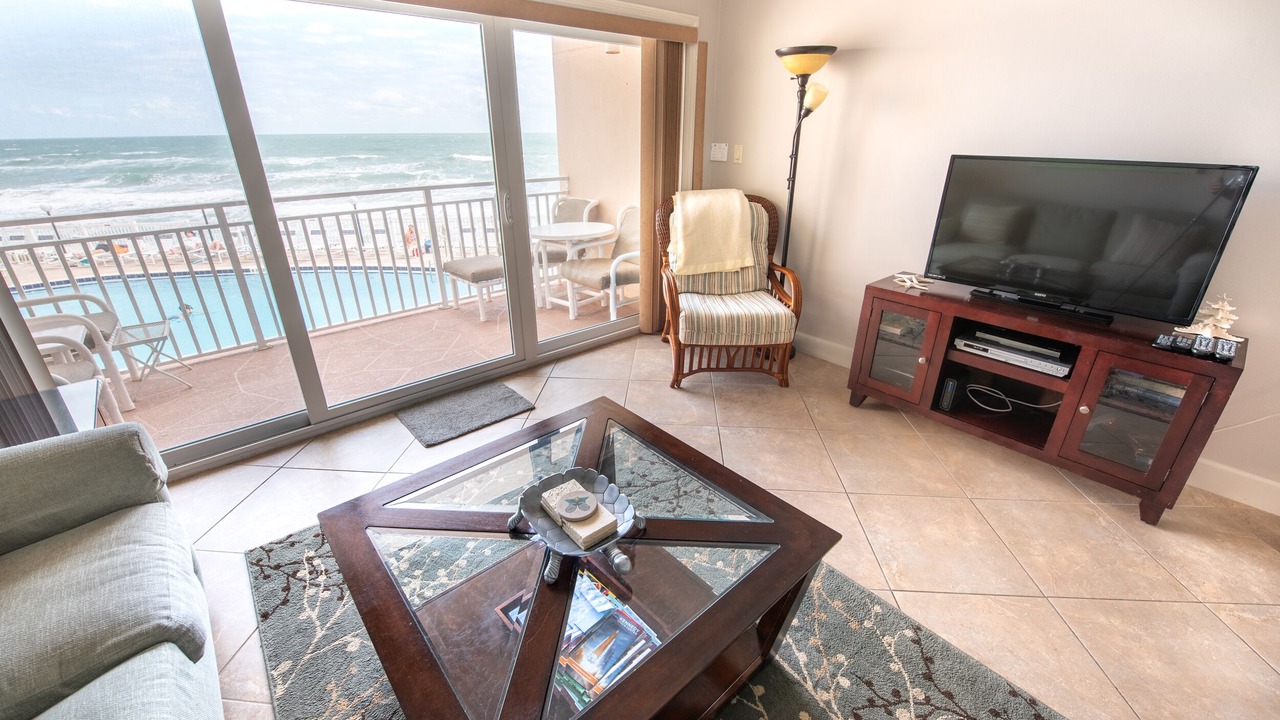 Photo of Livingroom in Satellite Beach