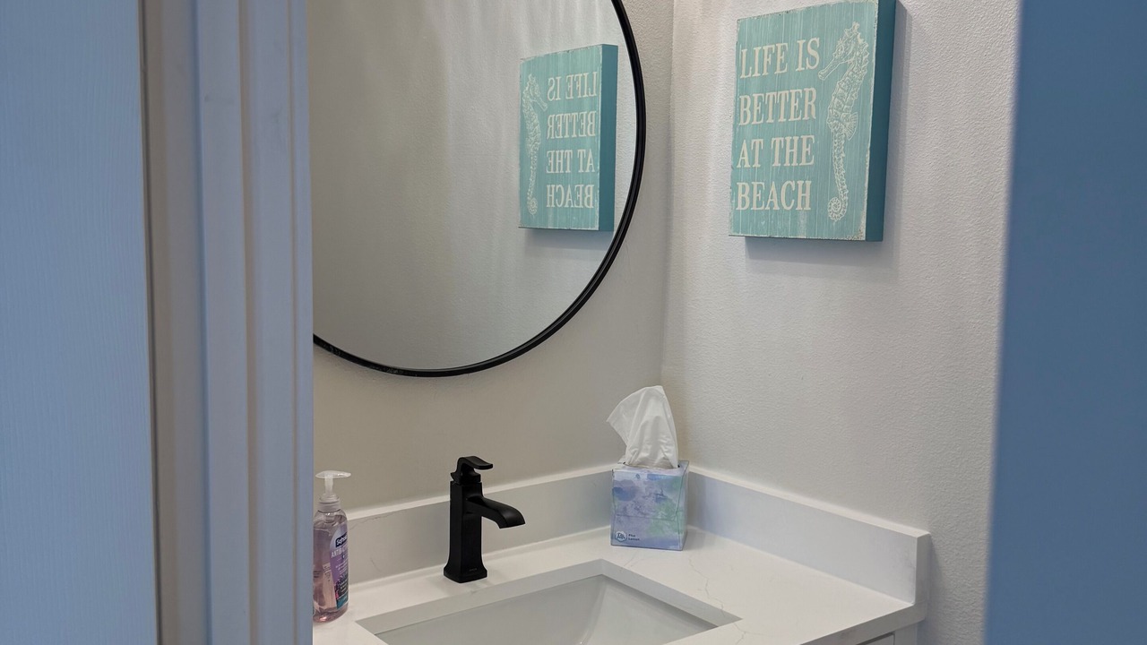 Photo of Bathroom in River Pointe