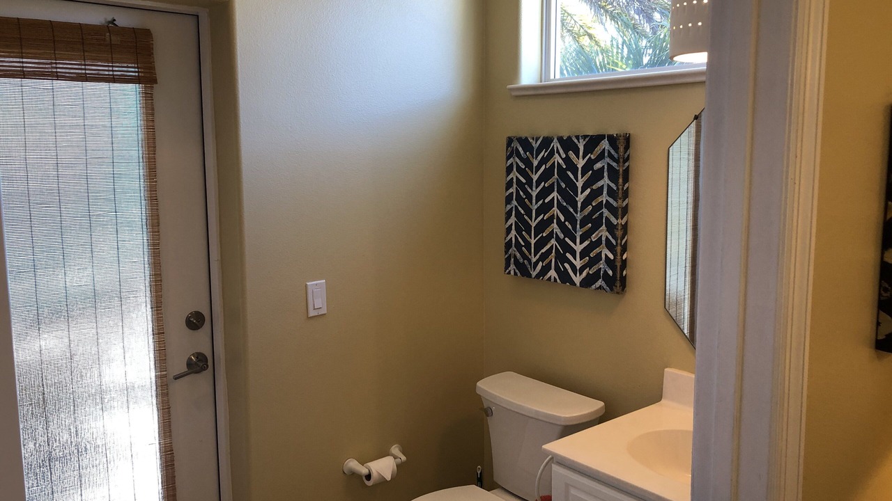 Photo of Bathroom in Marineland Acres
