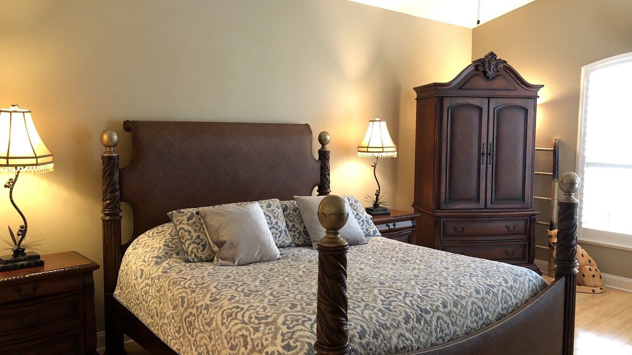 Photo of Bedroom in Marineland Acres
