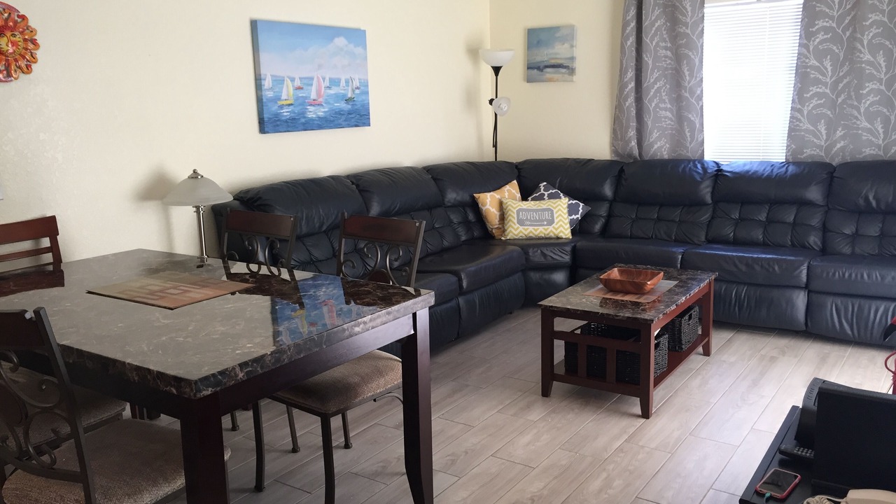 Photo of Livingroom in Venetian Bay Villages