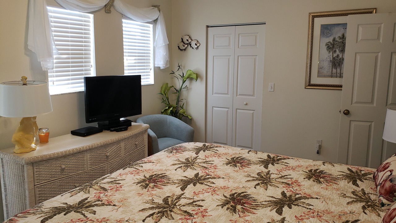 Photo of Bedroom in Bradenton Beach