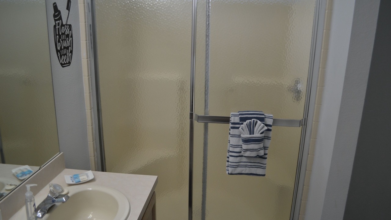 Photo of Bathroom in Lake Berkley