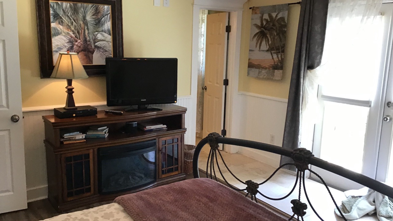 Photo of Bedroom in Marineland Acres