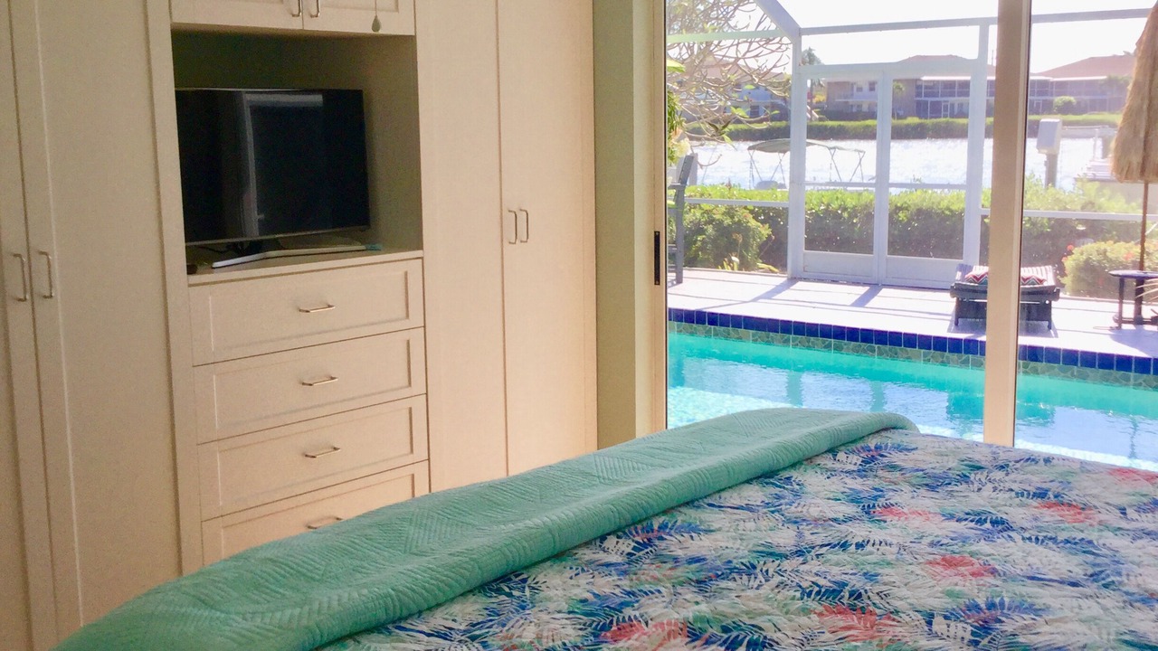 Photo of Bedroom in Isles of Capri