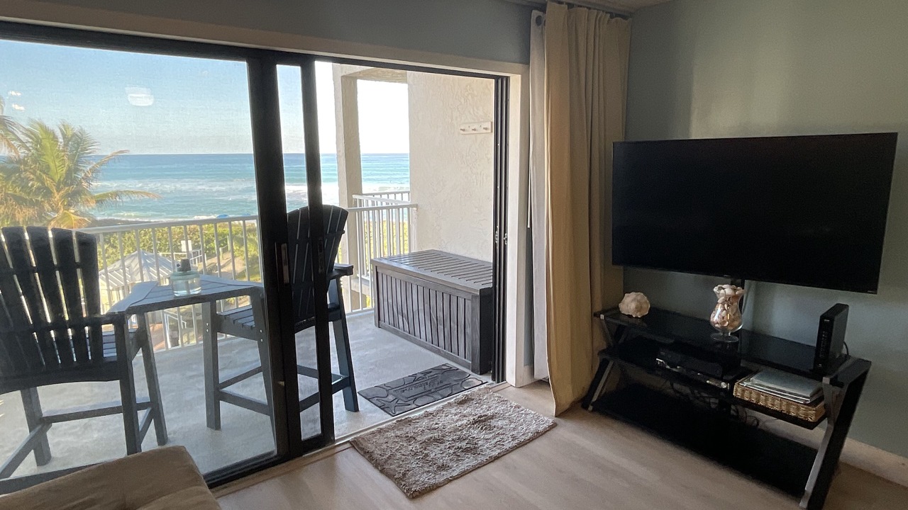 Photo of Livingroom in Stuart