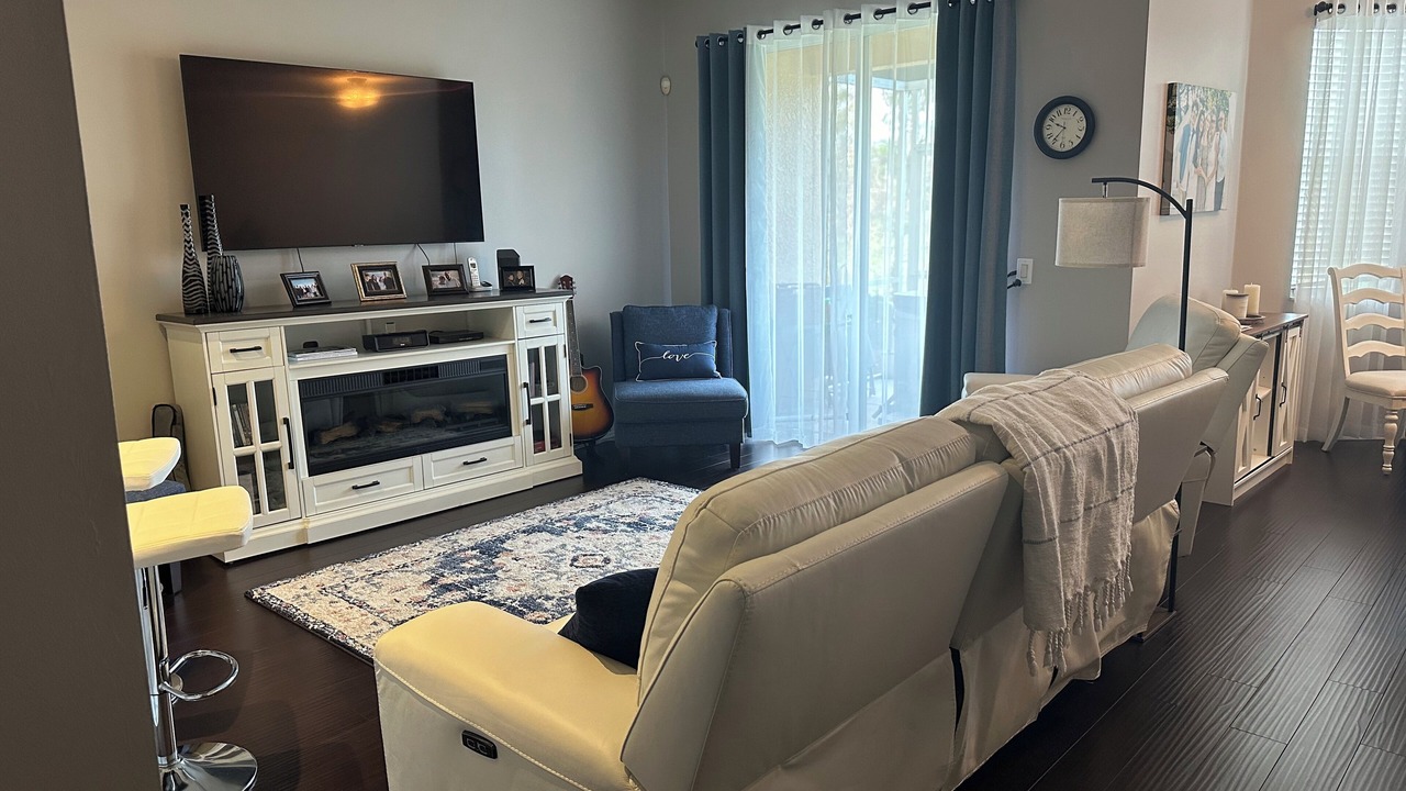 Photo of Livingroom in Estero