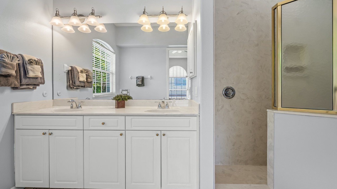 Photo of Bathroom in Bay Isle