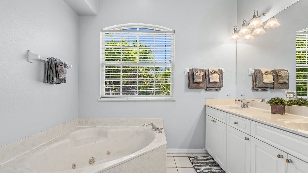 Photo of Bathroom in Bay Isle