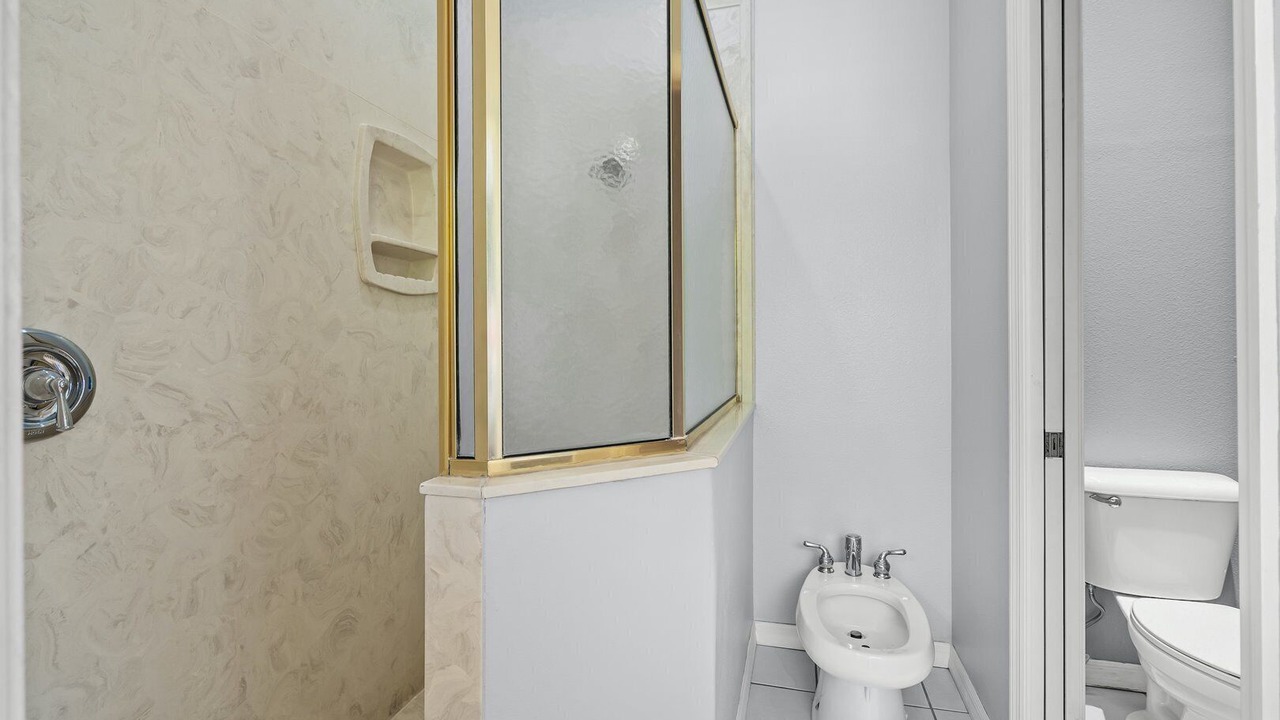 Photo of Bathroom in Bay Isle