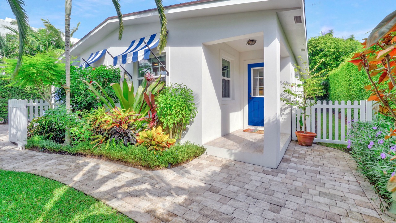 Photo of Outdoor in Juno Beach