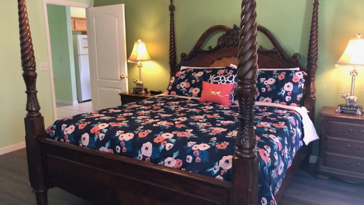 Photo of Bedroom in Silver Creek