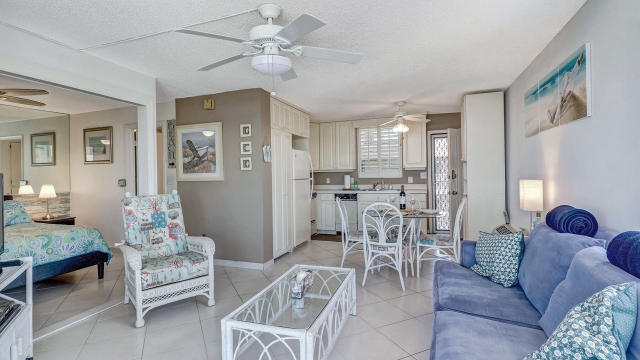Photo of Livingroom in Bonita Springs