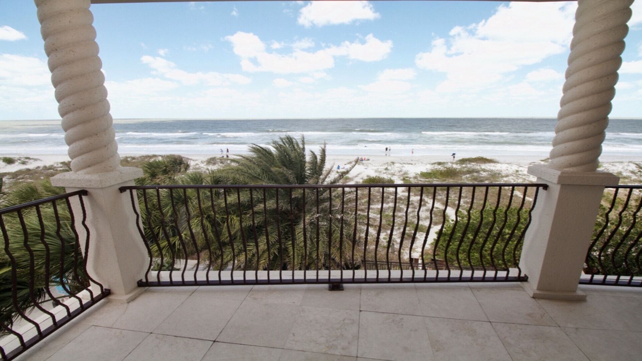 Photo of Patio Balcony in Independence Square