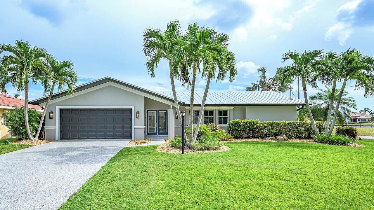 Photo of Outdoor in Pelican
