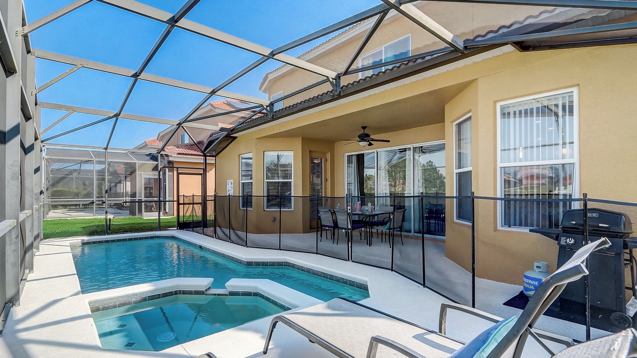 Photo of Outdoor in Loughman