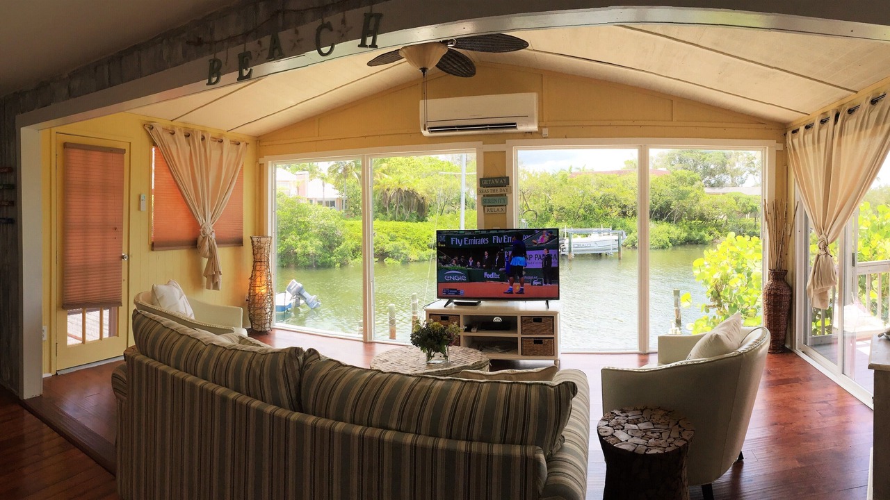 Photo of Livingroom in Anna Maria