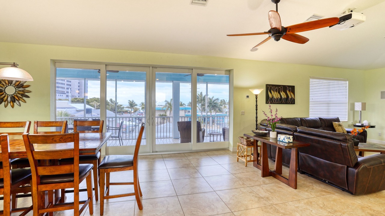 Photo of Livingroom in Fort Myers Beach