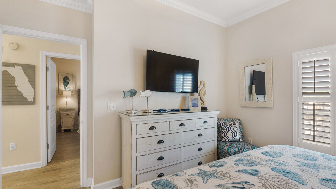 Photo of Bedroom in Miramar Beach