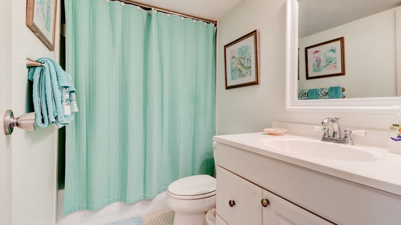 Photo of Bathroom in New Smyrna Beach