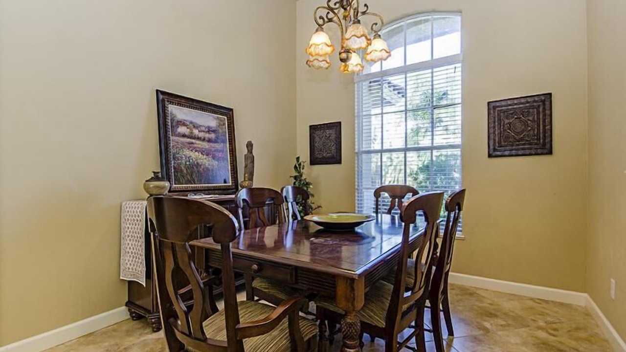 Photo of Bedroom in Willoughby Acres
